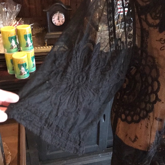 Long coverup - Picture 3 of 4